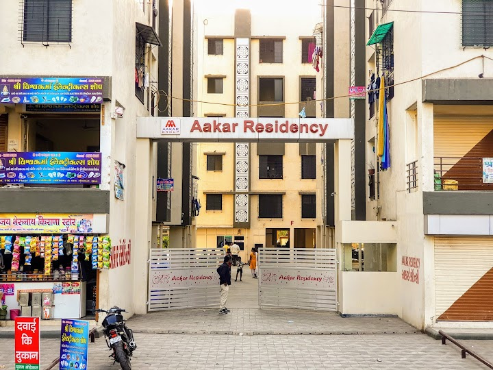 1 BHK 680 Sq.ft. Apartment for Sale in Godadara, Surat