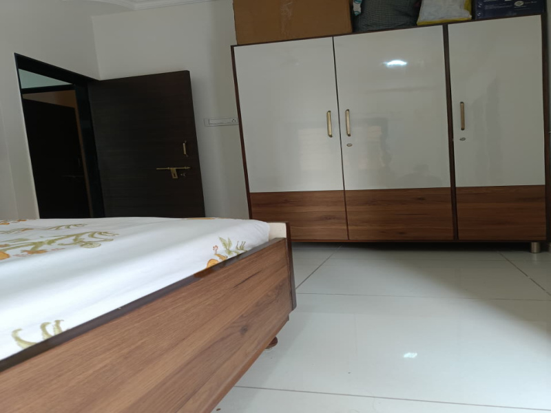 3 BHK 2160 Sq.ft. Apartment for Rent in Hebat Pur Road, Thaltej, Ahmedabad