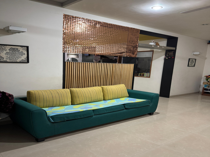 3 BHK 1839 Sq.ft. Apartment for Rent in Ambawadi, Ahmedabad