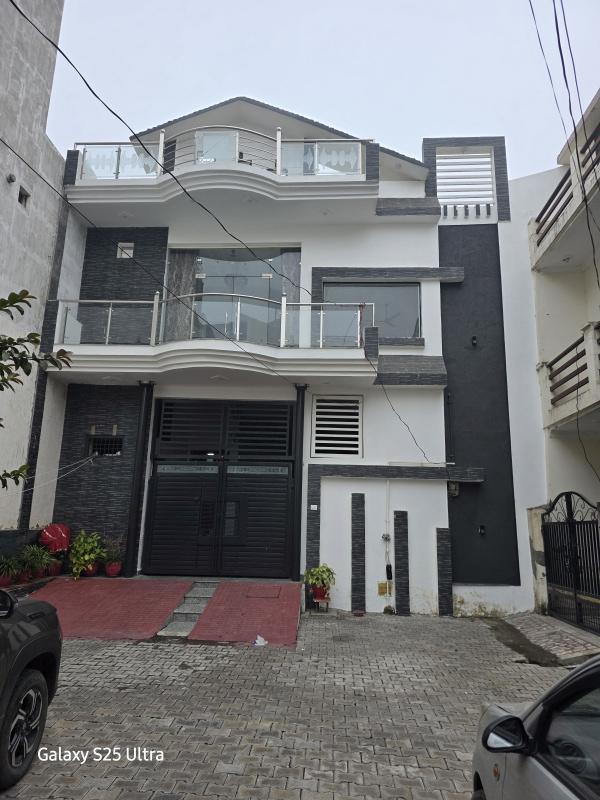 4 BHK 2800 Sq.ft. House for Sale in Ganga Nagar, Meerut