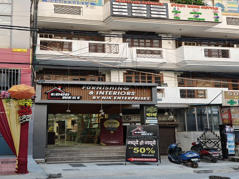  1350 Sq.ft. Showroom for Rent in Meera Bagh, Paschim Vihar, Delhi