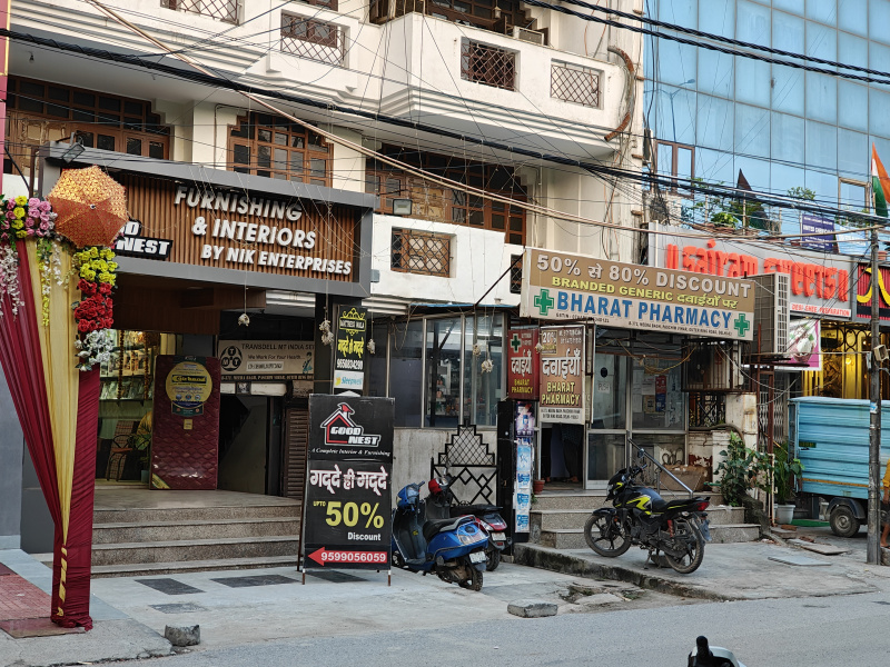  1350 Sq.ft. Showroom for Rent in Meera Bagh, Paschim Vihar, Delhi