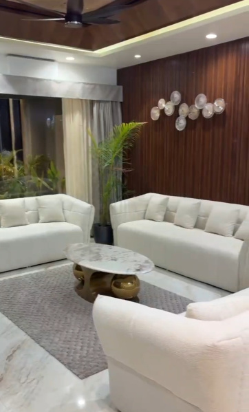 6 BHK 11000 Sq.ft. Villa for Sale in A B Road, Indore