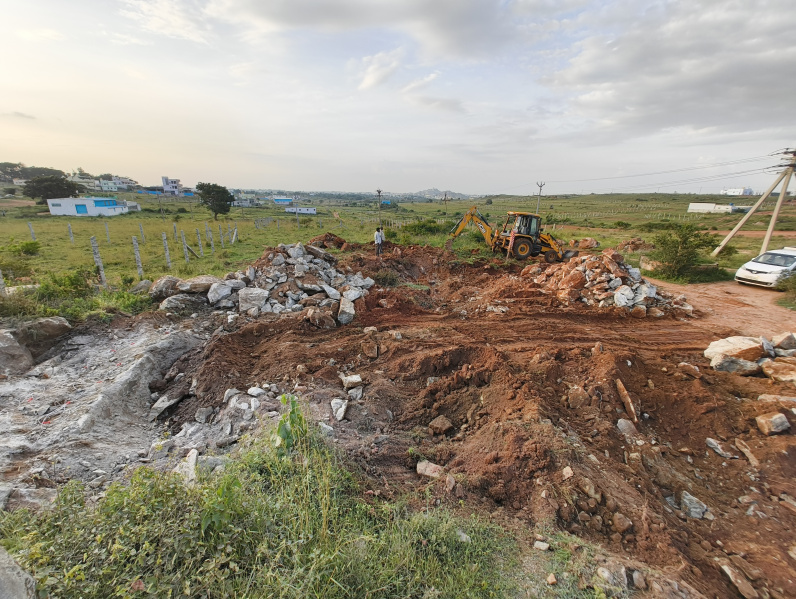  2395 Sq.ft. Commercial Land for Sale in Achettipalli, Hosur