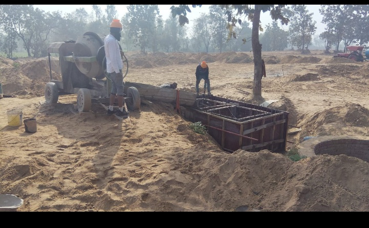  150 Sq. Yards Residential Plot for Sale in Garhmukteshwar, Hapur