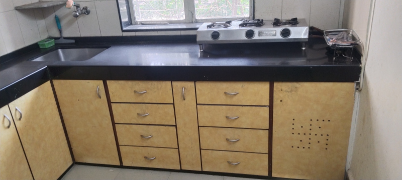  960 Sq.ft. Studio Apartment for Rent in Vile Parle East, Mumbai