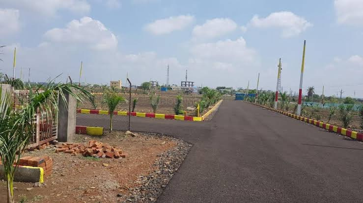  2000 Sq.ft. Residential Plot for Sale in Badlapur, Thane