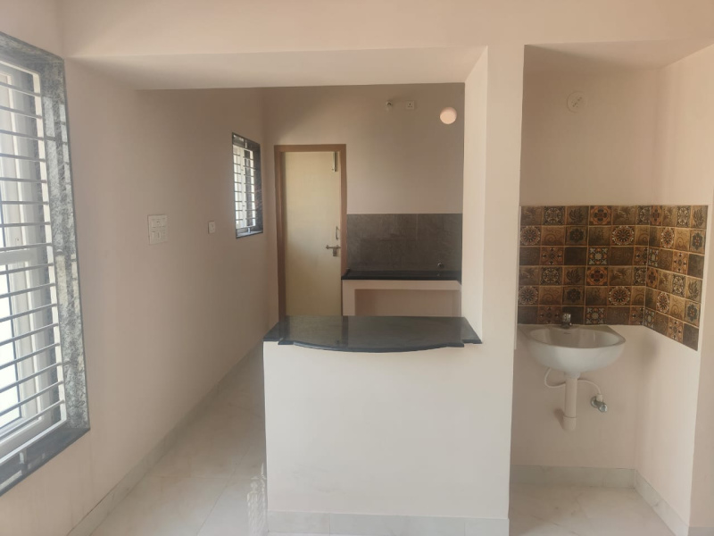 2 BHK 913 Sq.ft. Apartment for Sale in Saligramam, Chennai