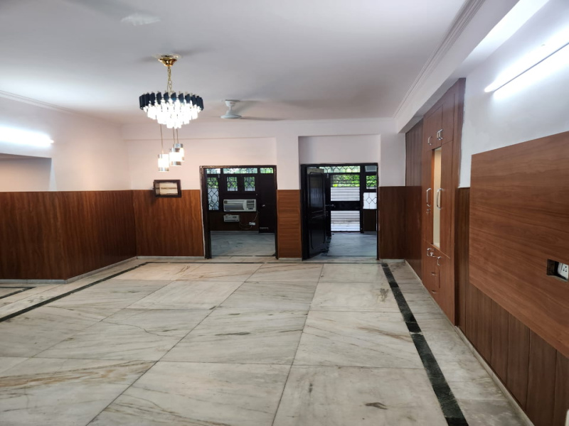 3 BHK 1950 Sq.ft. Builder Floor for Rent in DLF Phase II, Gurgaon