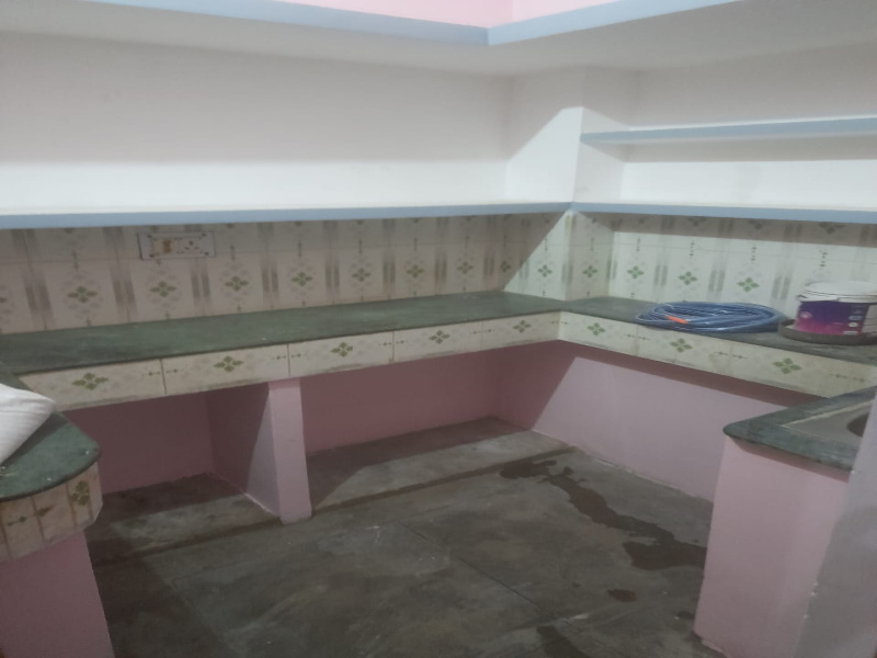 2 BHK 750 Sq.ft. House for Rent in Sector 7 Vikas Nagar, Lucknow