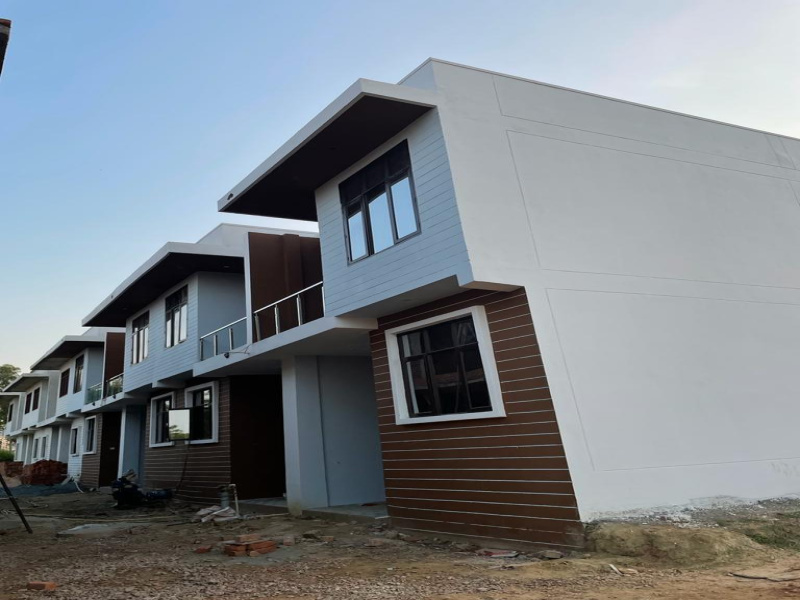 3.5 BHK 100 Sq. Yards Villa for Sale in Sector 16B Greater Noida West