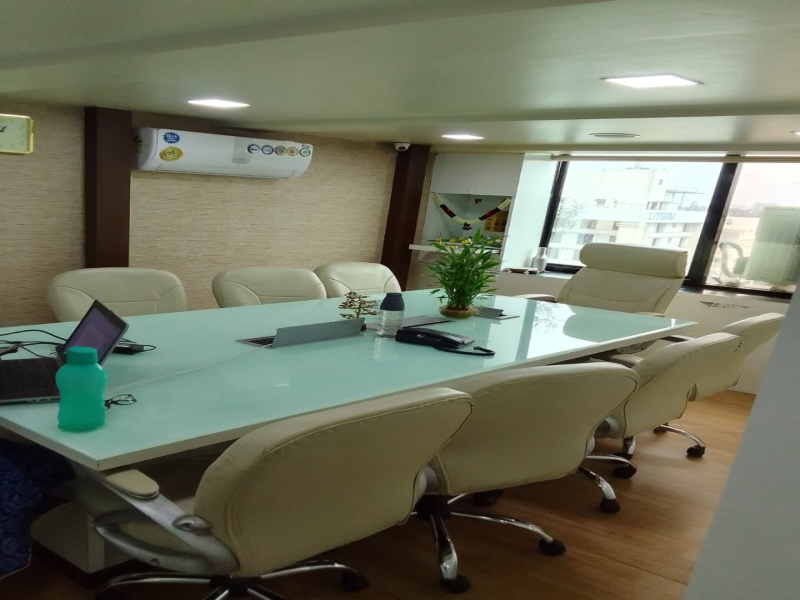  1639 Sq.ft. Office Space for Sale in Parvati, Pune