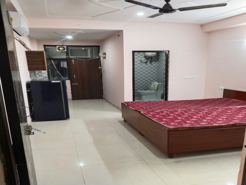 1 RK 400 Sq.ft. Apartment for Rent in DLF Phase III, Gurgaon