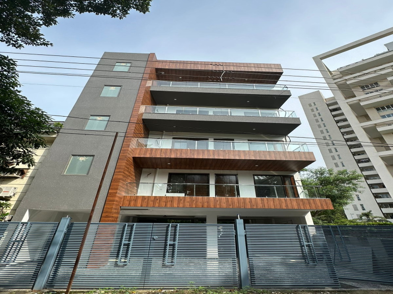3 BHK 2100 Sq.ft. Builder Floor for Sale in DLF Phase II, Gurgaon