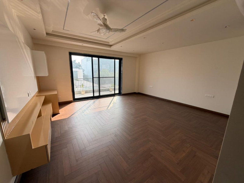 4 BHK 4182 Sq.ft. Builder Floor for Sale in DLF Phase I, Gurgaon