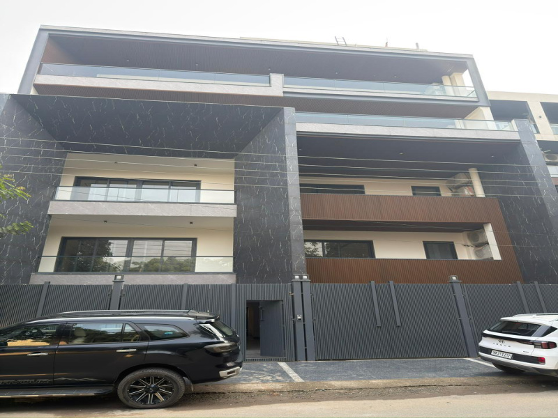 4 BHK 9000 Sq.ft. Builder Floor for Sale in DLF Phase I, Gurgaon