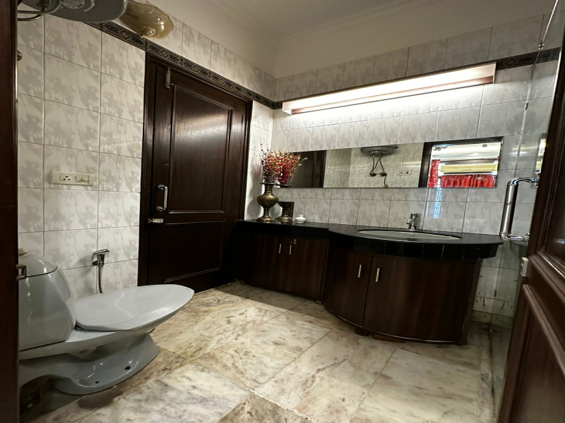 4 BHK 362 Sq. Yards House for Sale in DLF Phase I, Gurgaon