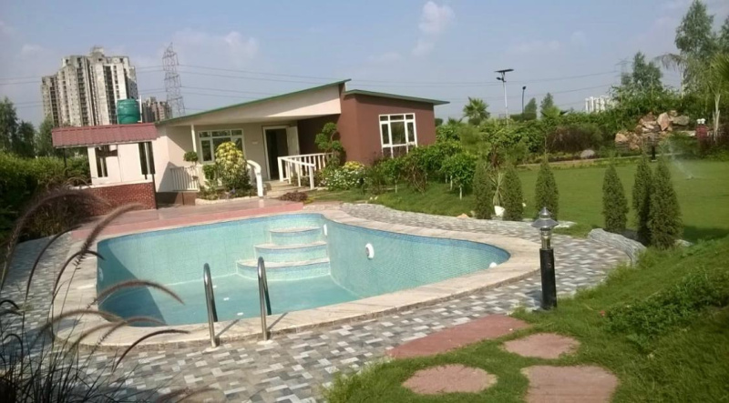 3 BHK 1008 Sq. Yards Farm House for Sale in Sector 151 Noida