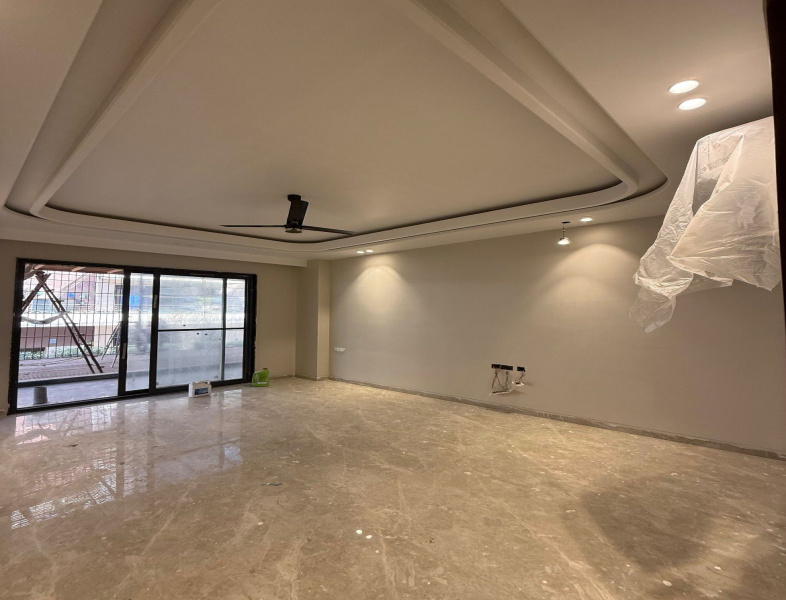 4 BHK 4518 Sq.ft. Builder Floor for Sale in Sector 15 Gurgaon