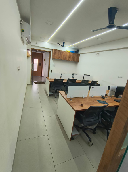  670 Sq.ft. Office Space for Rent in Nikol, Ahmedabad