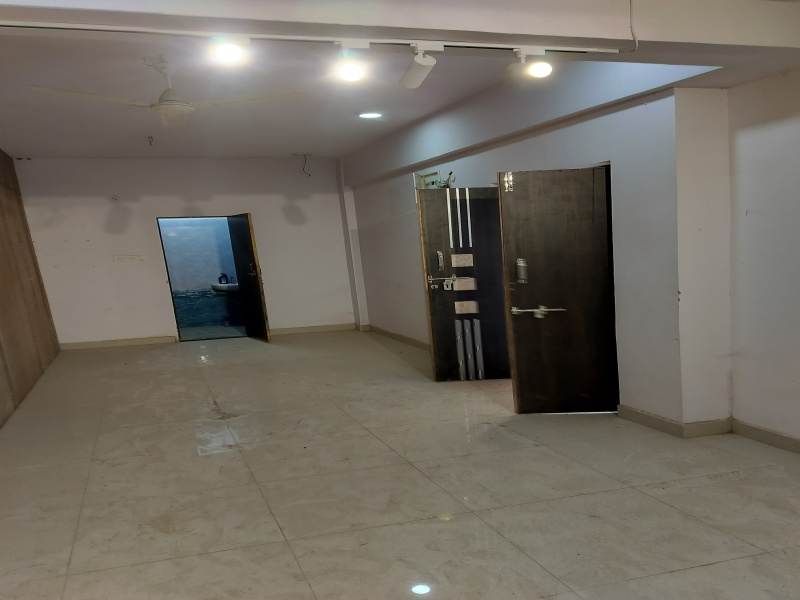  425 Sq.ft. Commercial Shop for Rent in Besa, Nagpur