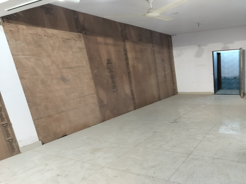  425 Sq.ft. Commercial Shop for Rent in Besa, Nagpur