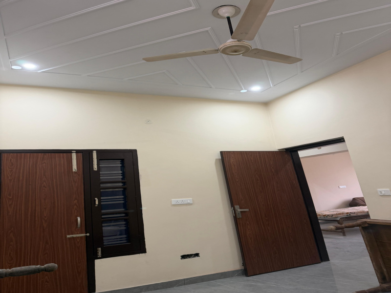 2 BHK 1200 Sq.ft. Apartment for Rent in Mukerian, Hoshiarpur