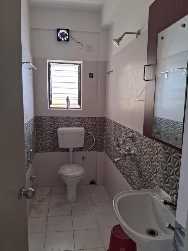 1 BHK 500 Sq.ft. Apartment for Rent in Em Bypass Extension, Kolkata