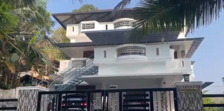 3 BHK 2000 Sq.ft. Builder Floor for Rent in Palai, Kottayam