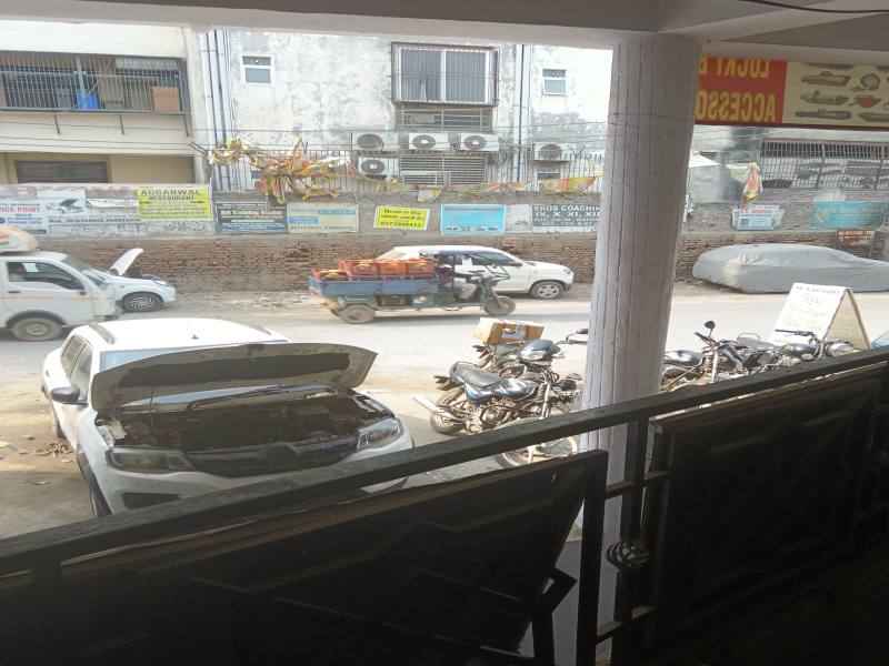  1025 Sq.ft. Warehouse for Rent in Charmswood Village, Faridabad