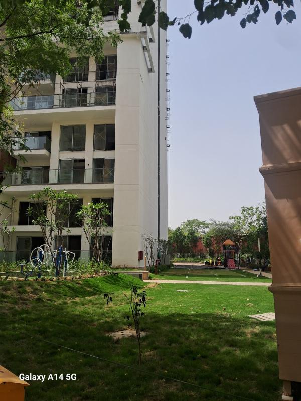 3 BHK 3300 Sq.ft. Apartment for Sale in Sector 82 Faridabad