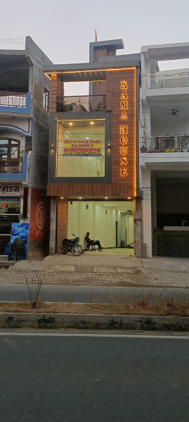  800 Sq.ft. Showroom for Rent in Chogurjee Nagar, Etawah