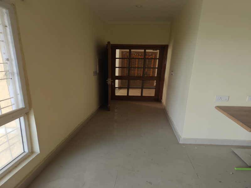 3.5 BHK 1000 Sq.ft. Apartment for Sale in Vrindavan Yojna, Lucknow