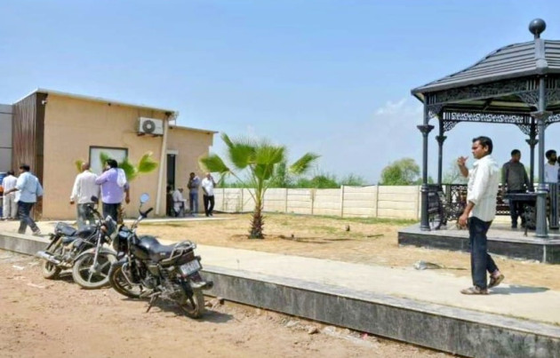  900 Sq.ft. Residential Plot for Sale in Barsana, Mathura