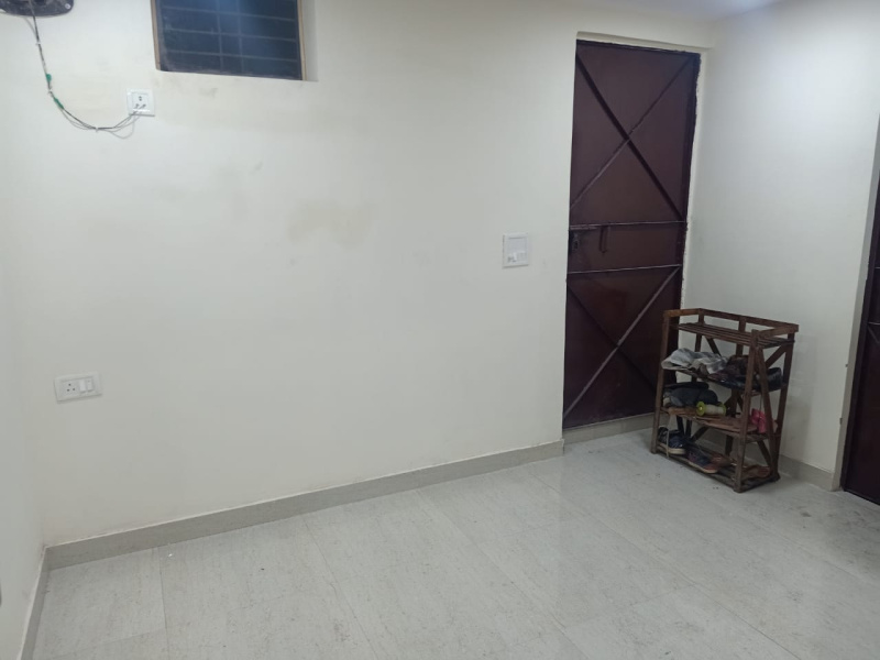1 RK 160 Sq.ft. House for Rent in Block L, Kalkaji, Delhi