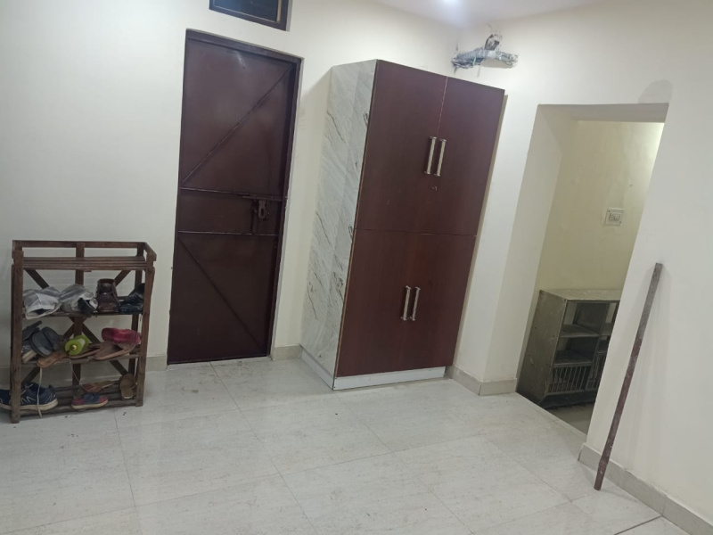 1 RK 160 Sq.ft. House for Rent in Block L, Kalkaji, Delhi
