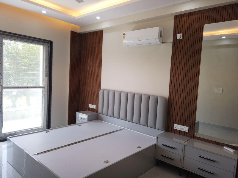 4 BHK 1800 Sq.ft. Apartment for Sale in Garhi Bolni Road, Rewari