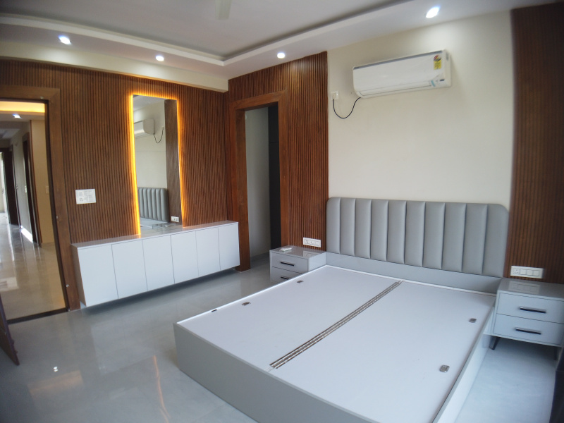 4 BHK 1800 Sq.ft. Apartment for Sale in Garhi Bolni Road, Rewari