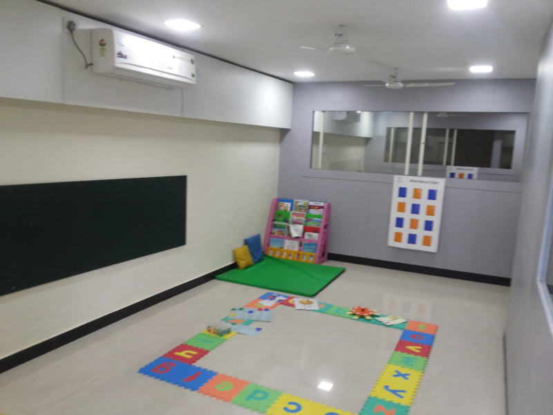  1100 Sq.ft. Warehouse for Rent in Mulund Colony, Mulund West, Mumbai