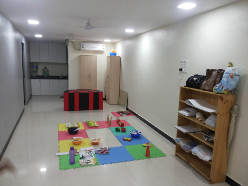  1100 Sq.ft. Warehouse for Rent in Mulund Colony, Mulund West, Mumbai