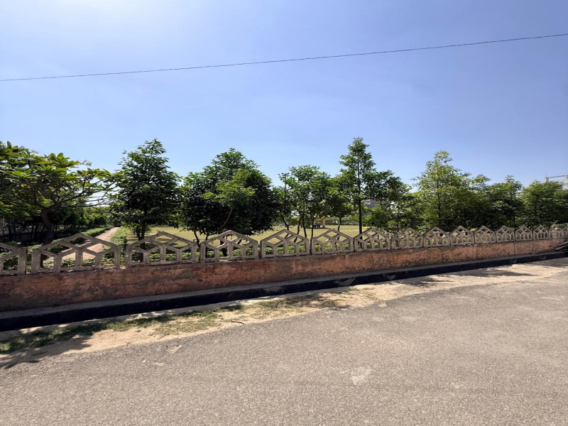  120 Sq.ft. Residential Plot for Sale in Gautam Budh Nagar, Greater Noida