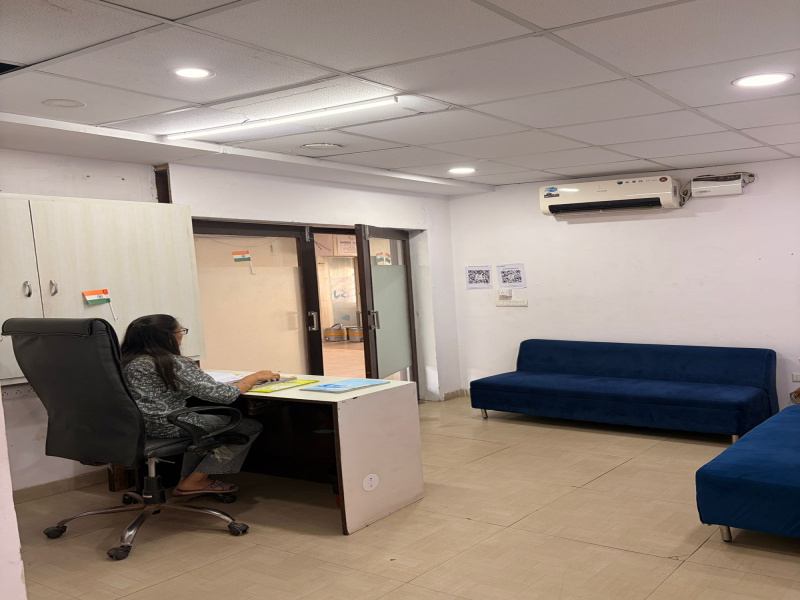  2800 Sq.ft. Office Space for Rent in Sanjay Nagar, Jaipur