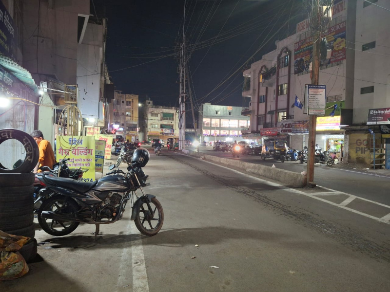  300 Sq.ft. Commercial Shop for Sale in Banjari Colony, Bhopal