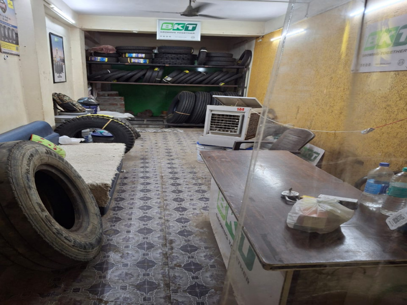  300 Sq.ft. Commercial Shop for Sale in Banjari Colony, Bhopal