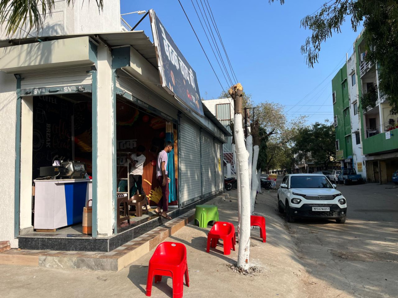  122 Sq.ft. Commercial Shop for Rent in Kolar Road, Bhopal