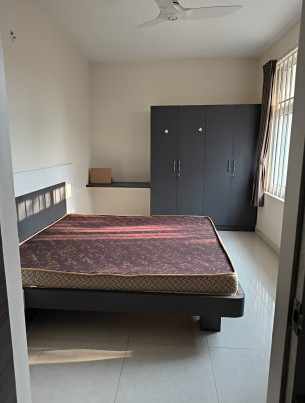 3 BHK 2000 Sq.ft. House for Rent in Perandapalli, Hosur