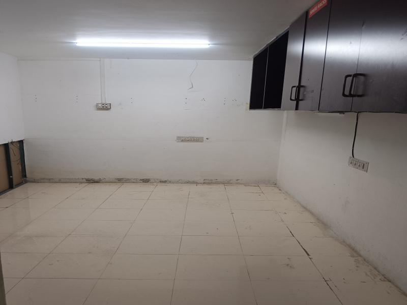  650 Sq.ft. Office Space for Rent in Palayamkottai, Tirunelveli