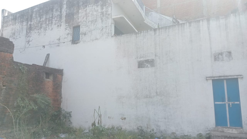  1072 Sq.ft. Warehouse for Rent in Nai Basti, Katni