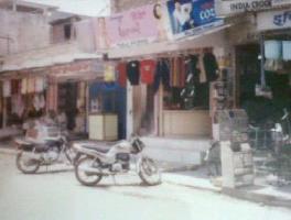  Commercial Shop for Sale in Darshan Purwa, Kanpur