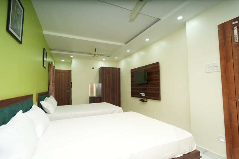  Hotels 4000 Sq.ft. for Rent in Digha, Medinipur